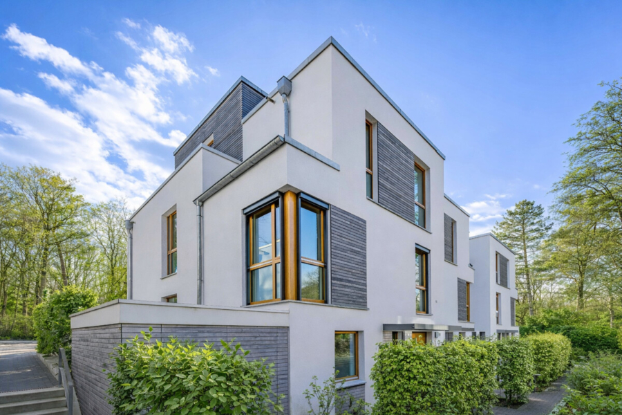 Wohnen in Blankenese mit der Familie - Hausansicht (11630)