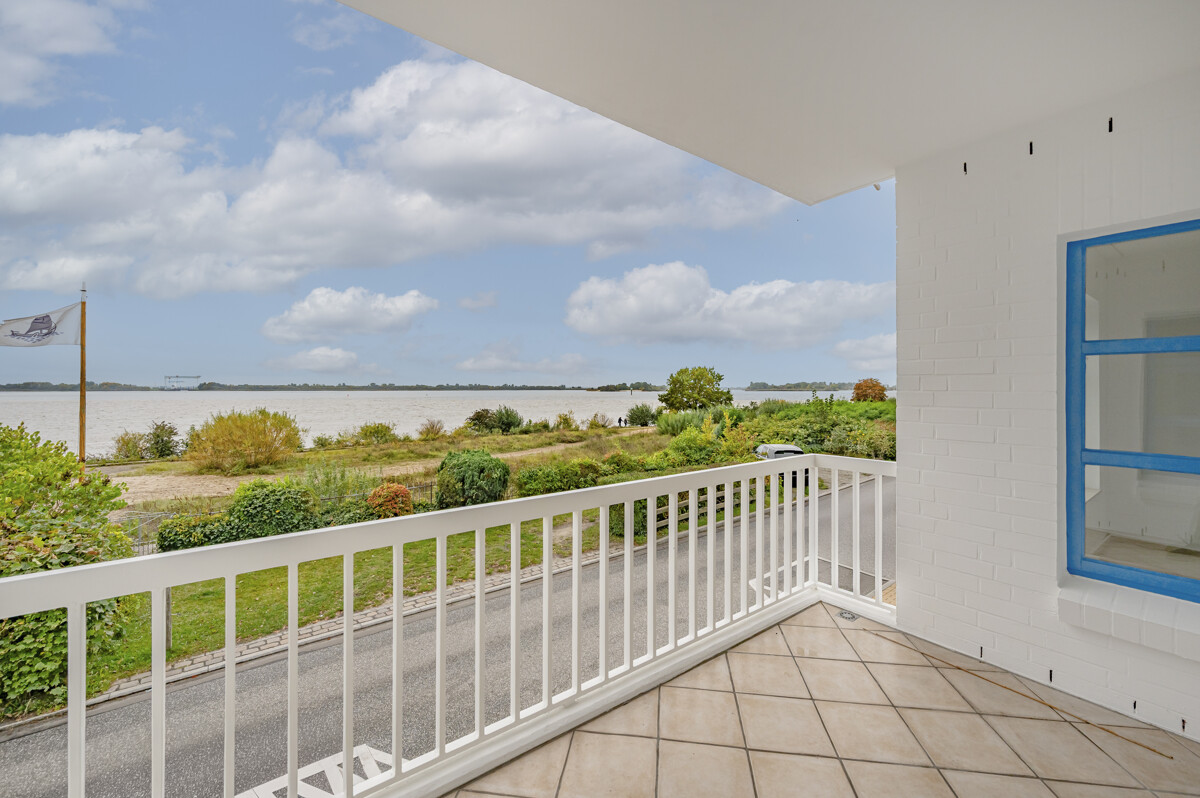Balkon mit Elbblick