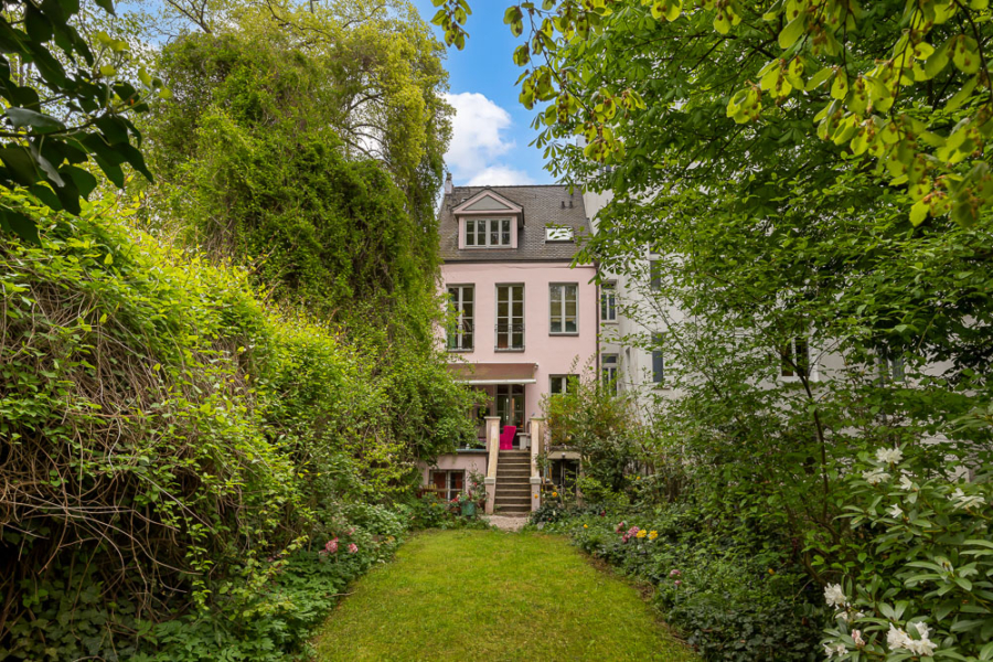 Pour la vie – einmaliges Stadthaus im Karolienviertel - Gartenansicht (11848)