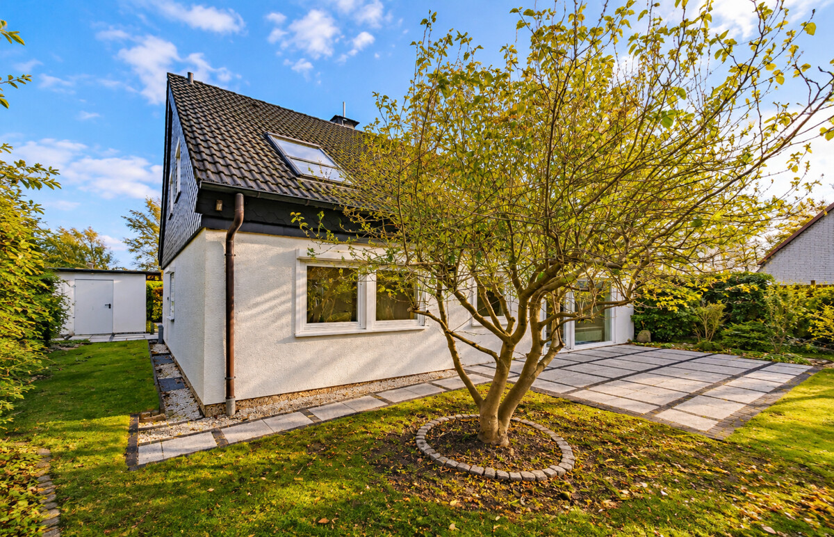 Hausansicht (KI bearbeitet)